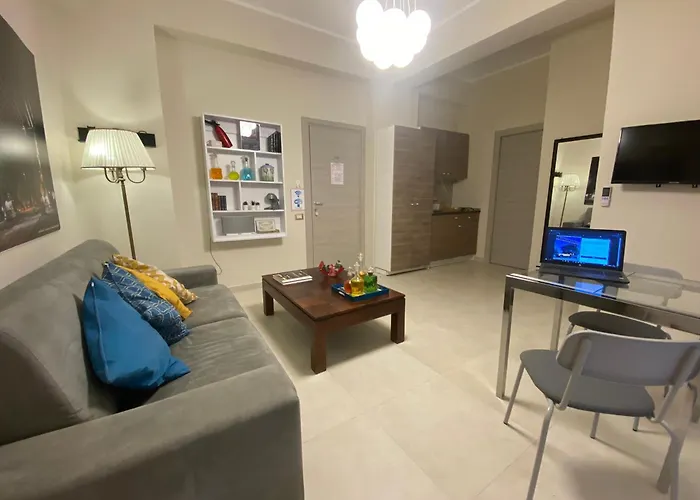 Casa Contesse Messina Ideale Per Famiglie E Gruppi, Vicino Lo Stadio